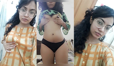 Horny Chasmish Gf Slapping Fat Ass Showing BF New Videos