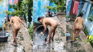 Milf Bathing Hard Pussy Home Captured Secretly  – pornghar
