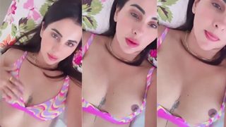 Desi Model Meetii Kalher Mastrubating Pussy Show