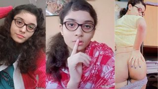 Hot Bengali Slim Girl Showing Her Shaved Pussy